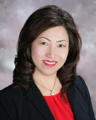 Headshot of Iris Lam