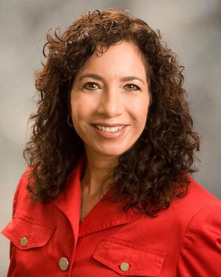 Headshot of Andrea Lavin