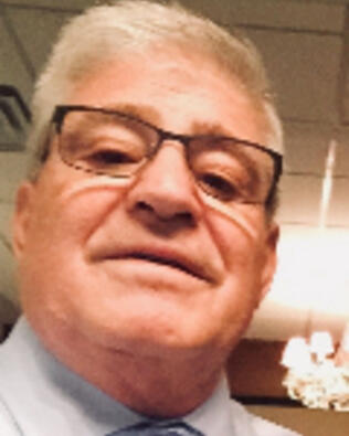 Headshot of Manuel Dominguez