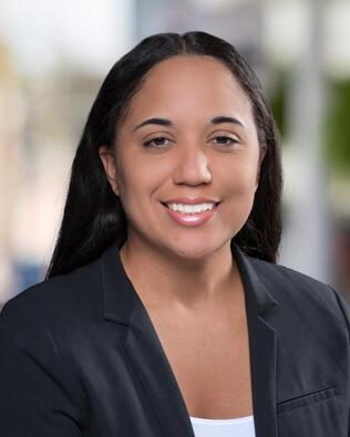 Headshot of Emily Espinal