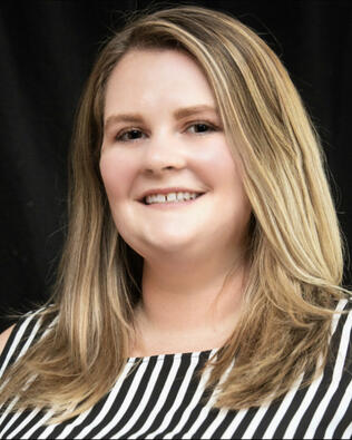 Headshot of Amy Cooper