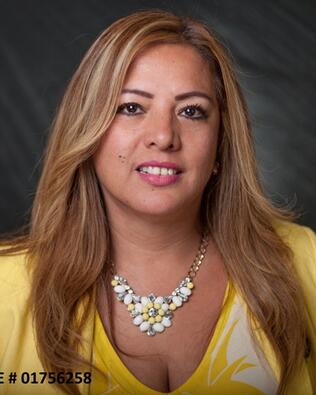 Headshot of Ana Aguirre