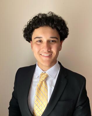 Headshot of Brayden Calderon