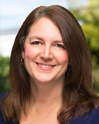 Headshot of Melissa Atherholt