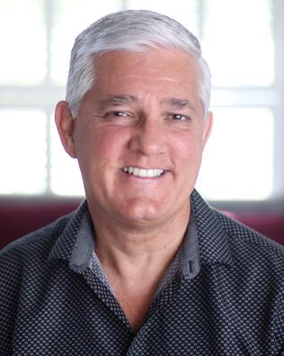 Headshot of Ricardo Arambarri