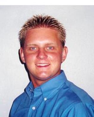 Headshot of PETER KUCINSKI