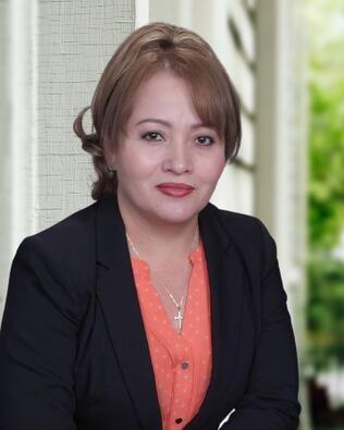Headshot of Sonia Cisneros