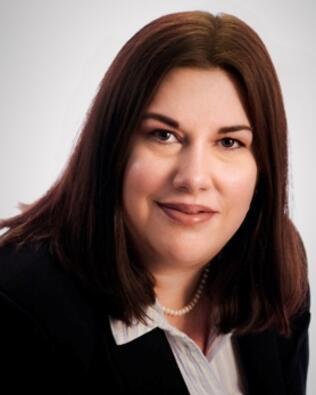 Headshot of Carrie Thompson
