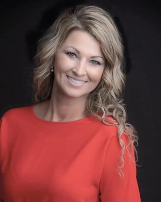 Headshot of Selena Gann