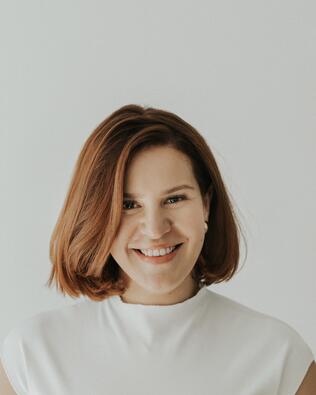 Headshot of Deanna Enriquez