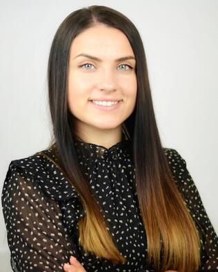 Headshot of Marina Olaru