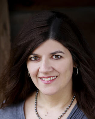 Headshot of Michelle Fisher