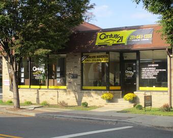 Photo depicting the building for CENTURY 21 Gentry Realtors