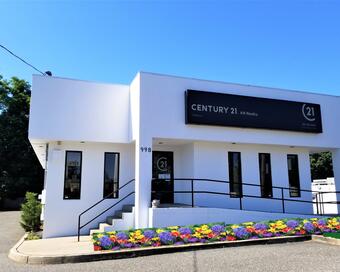 Photo depicting the building for CENTURY 21 KR Realty