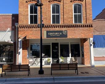 Photo depicting the building for CENTURY 21 The Realty Group