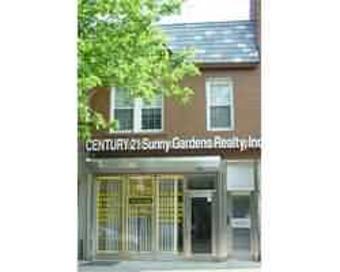 Photo depicting the building for CENTURY 21 Sunny Gardens Realty, Inc.