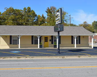Photo depicting the building for CENTURY 21 Homestead Realty