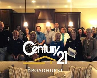 Photo depicting the building for CENTURY 21 Broadhurst