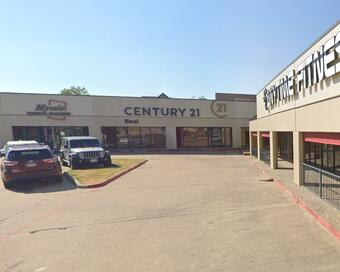 Photo depicting the building for CENTURY 21 Integra