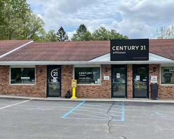 Photo depicting the building for CENTURY 21 Circle