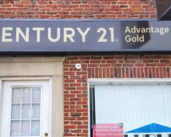 Photo depicting the building for CENTURY 21 Advantage Gold