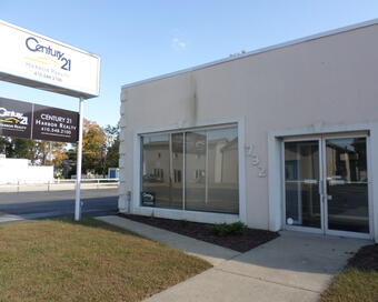 Photo depicting the building for CENTURY 21 Harbor Realty