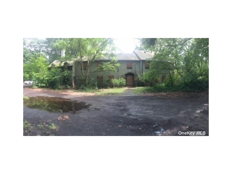 168 Chichester Road, Huntington, NY 11743 MLS 3335556 CENTURY 21