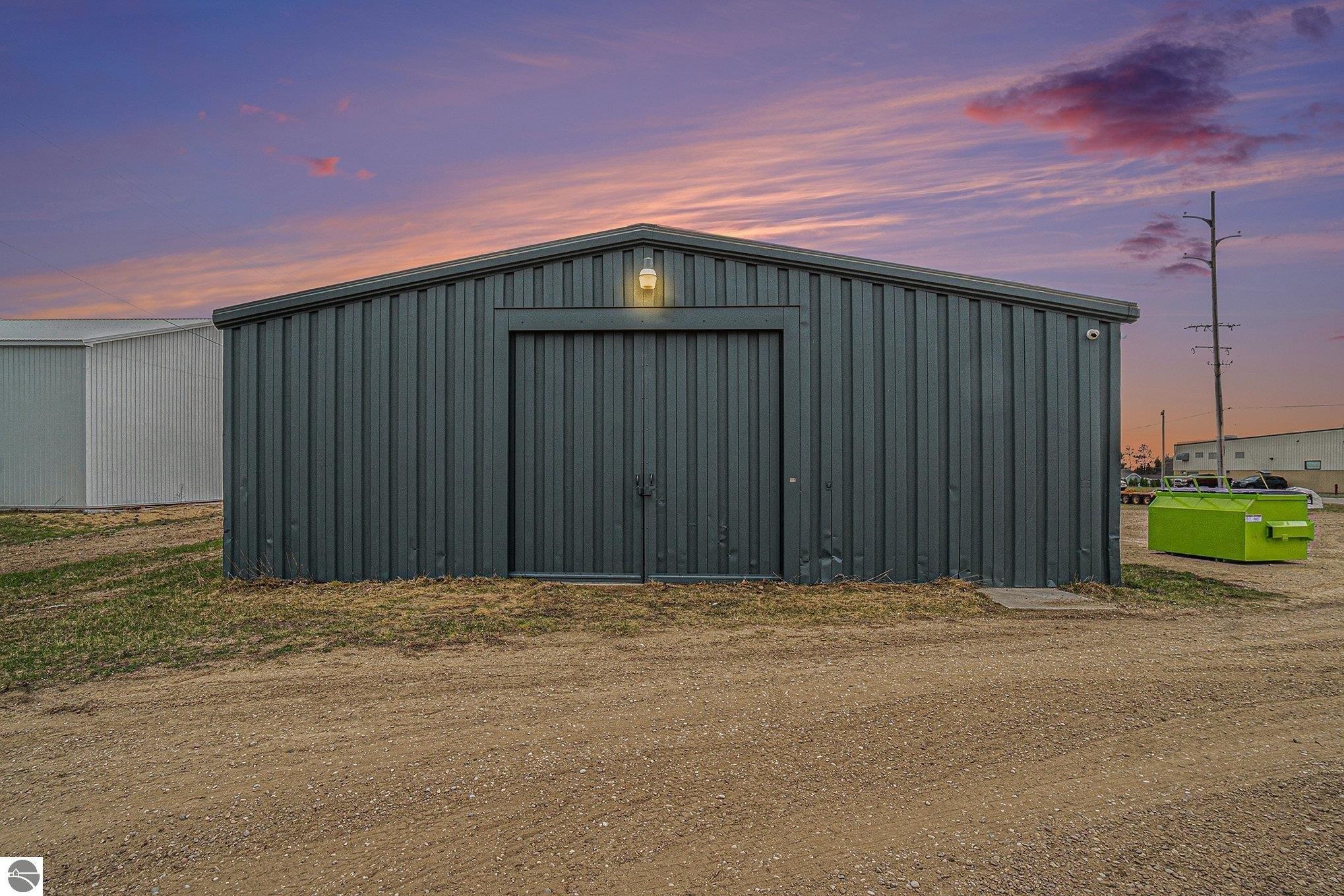 Property Image for 103 S Essex Street