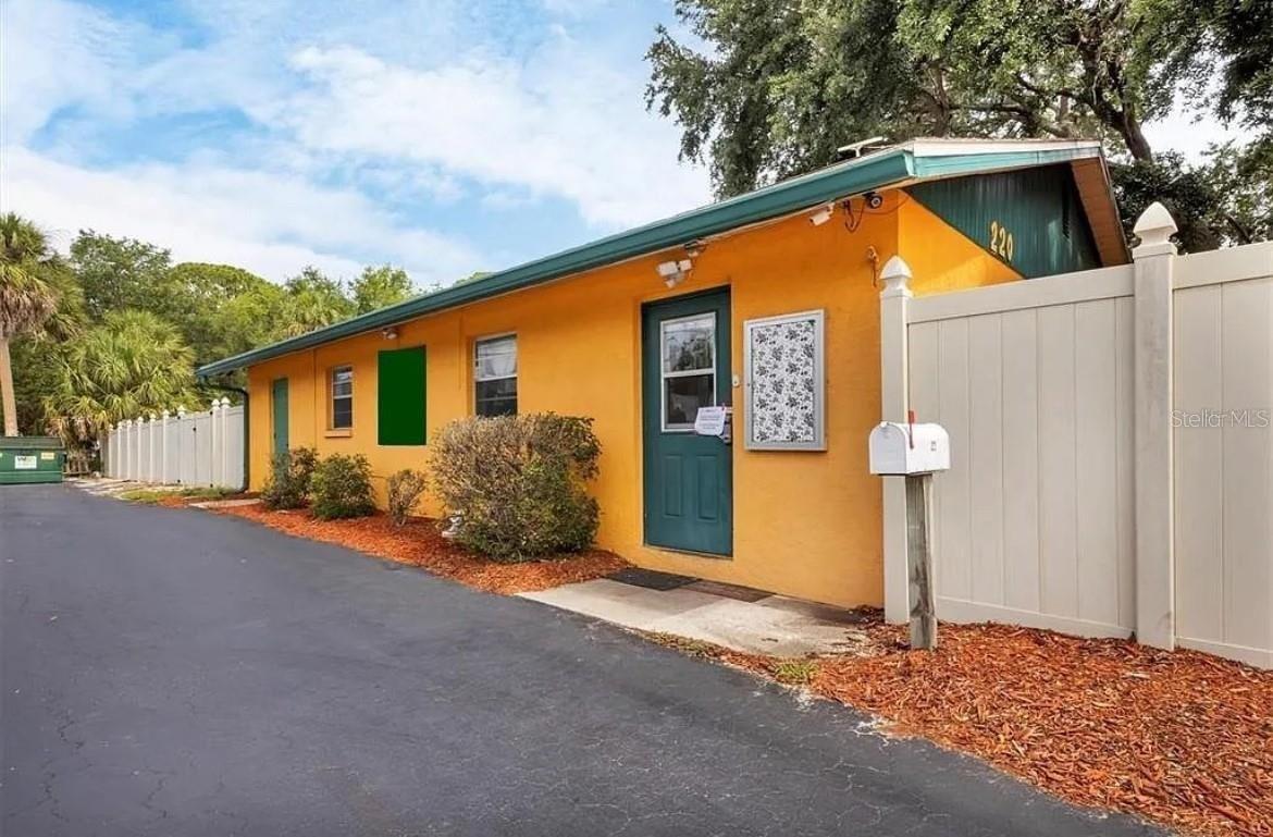 Property Image for 220 N Mccall Road