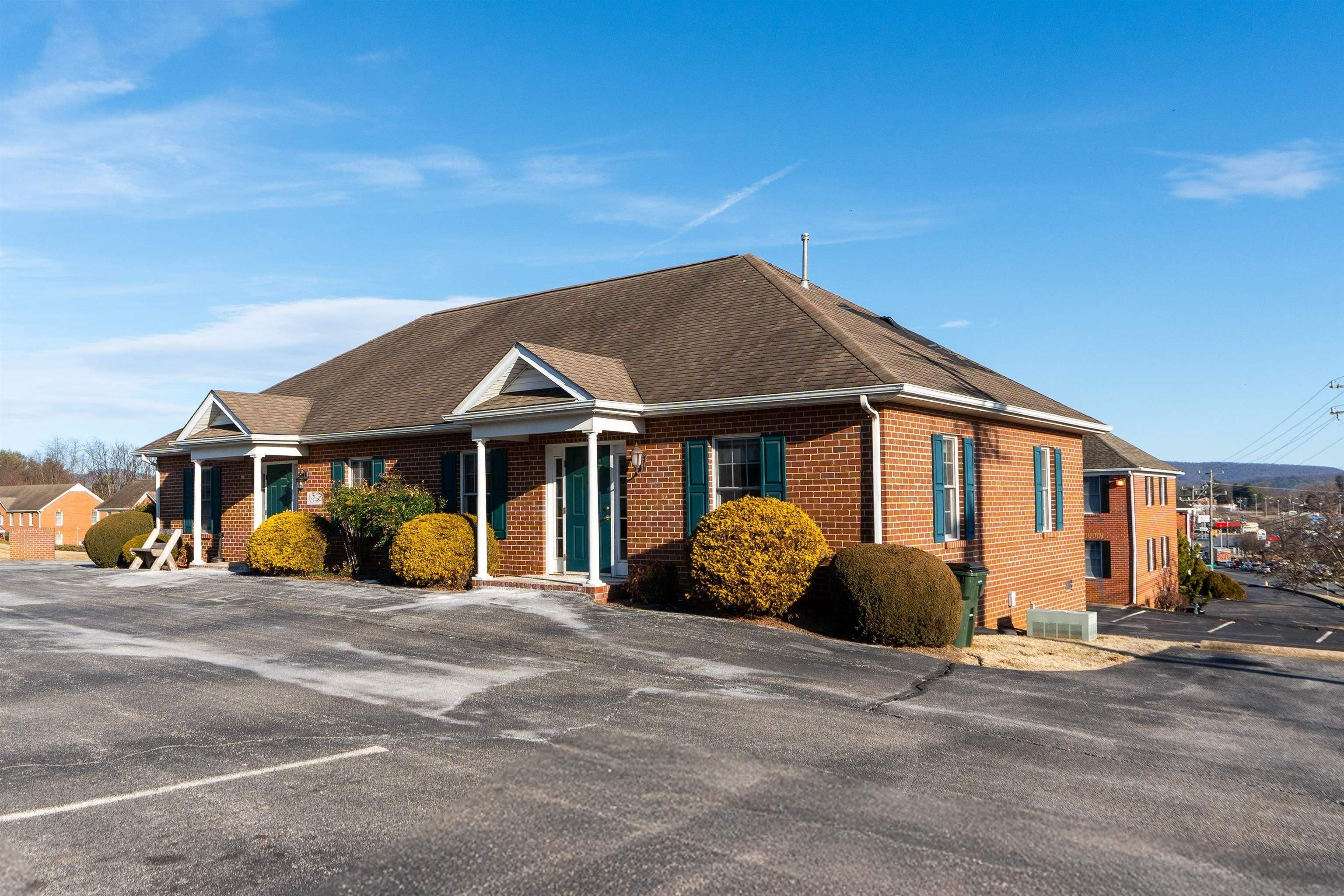 Property Image for 40 Stoneridge Dr 102