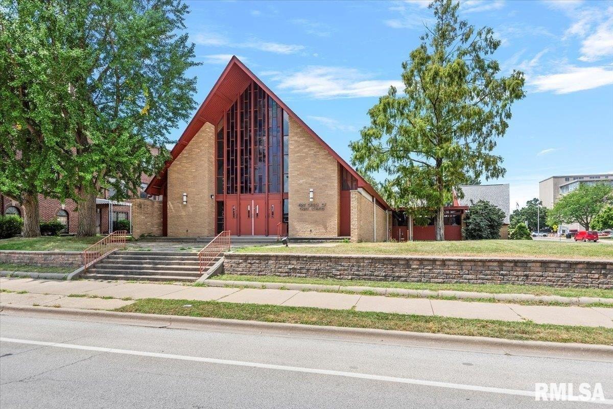 Property Image for 116 E EDWARDS Street