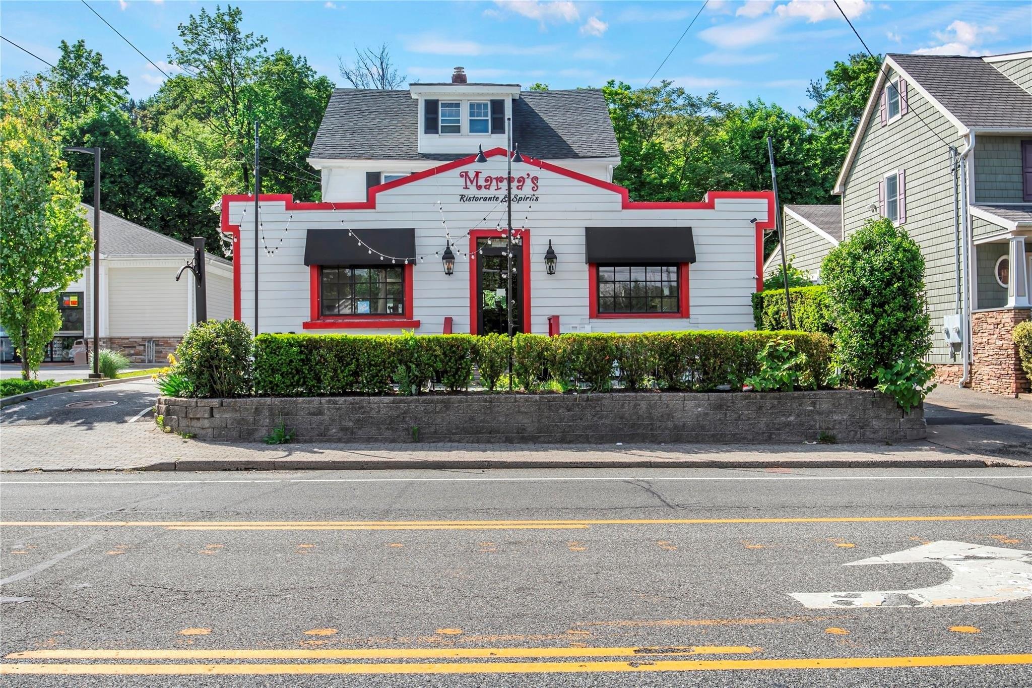 Property Image for 22 Pine Hollow Road