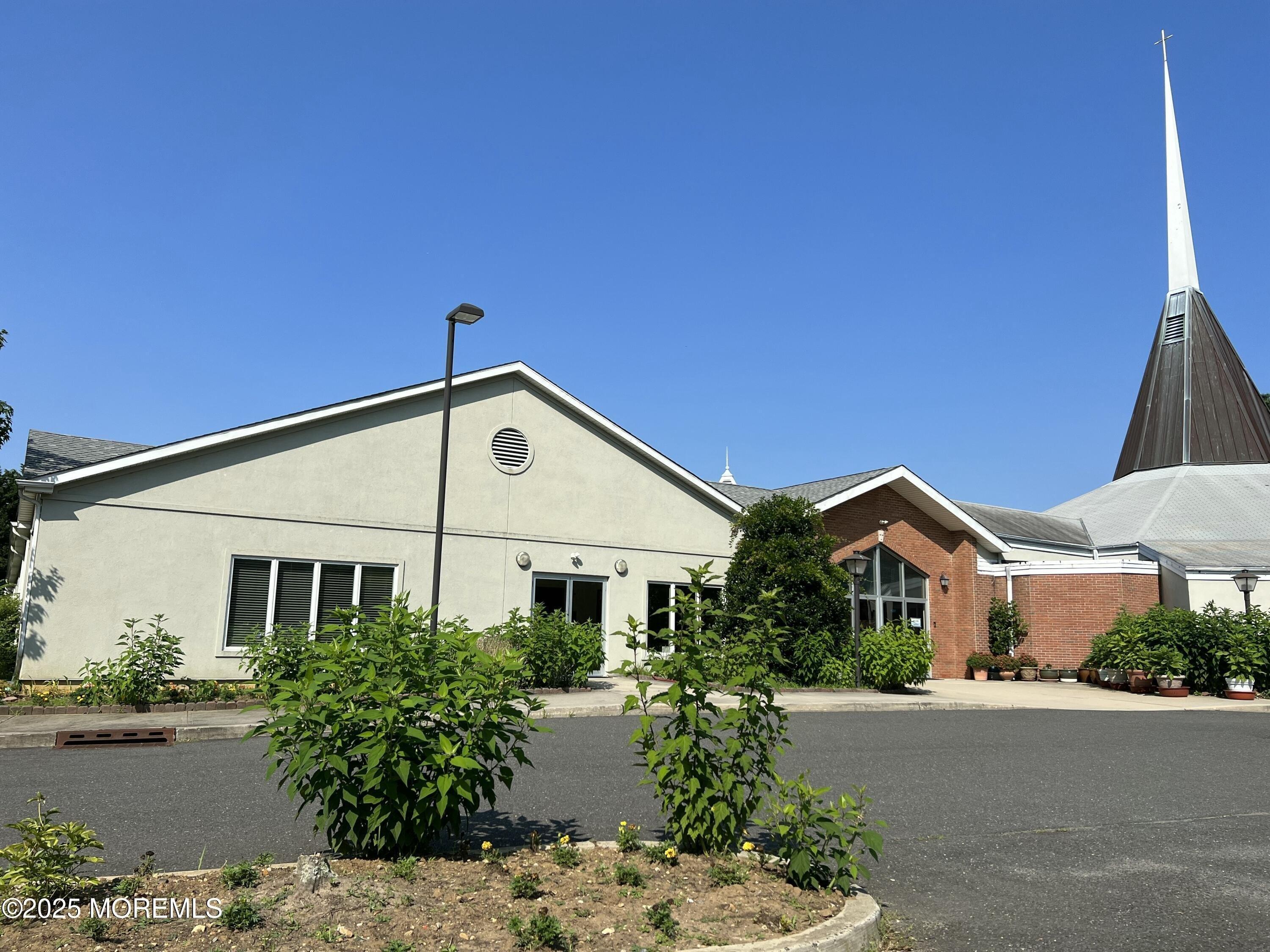 Property Image for 76 Wyckoff Road