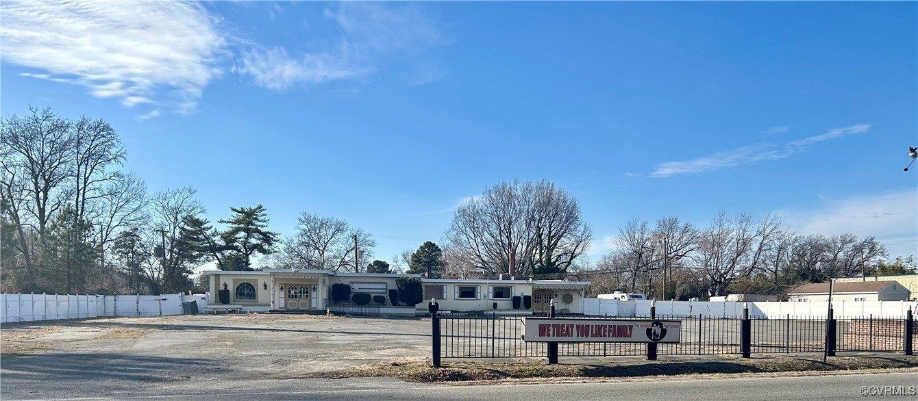 Property Image for 3810 Meadowbridge Road