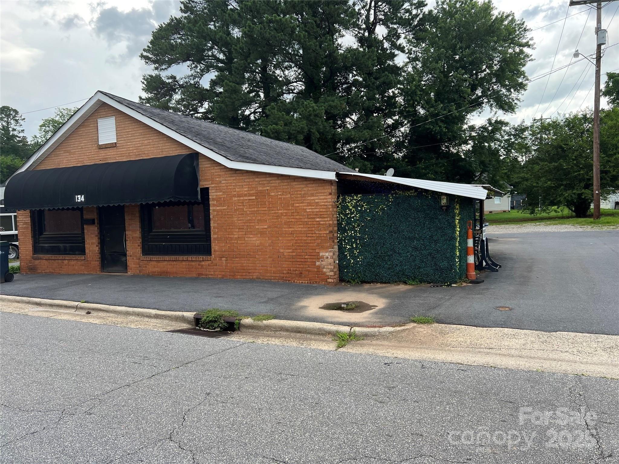 Property Image for 134 E 11th Street