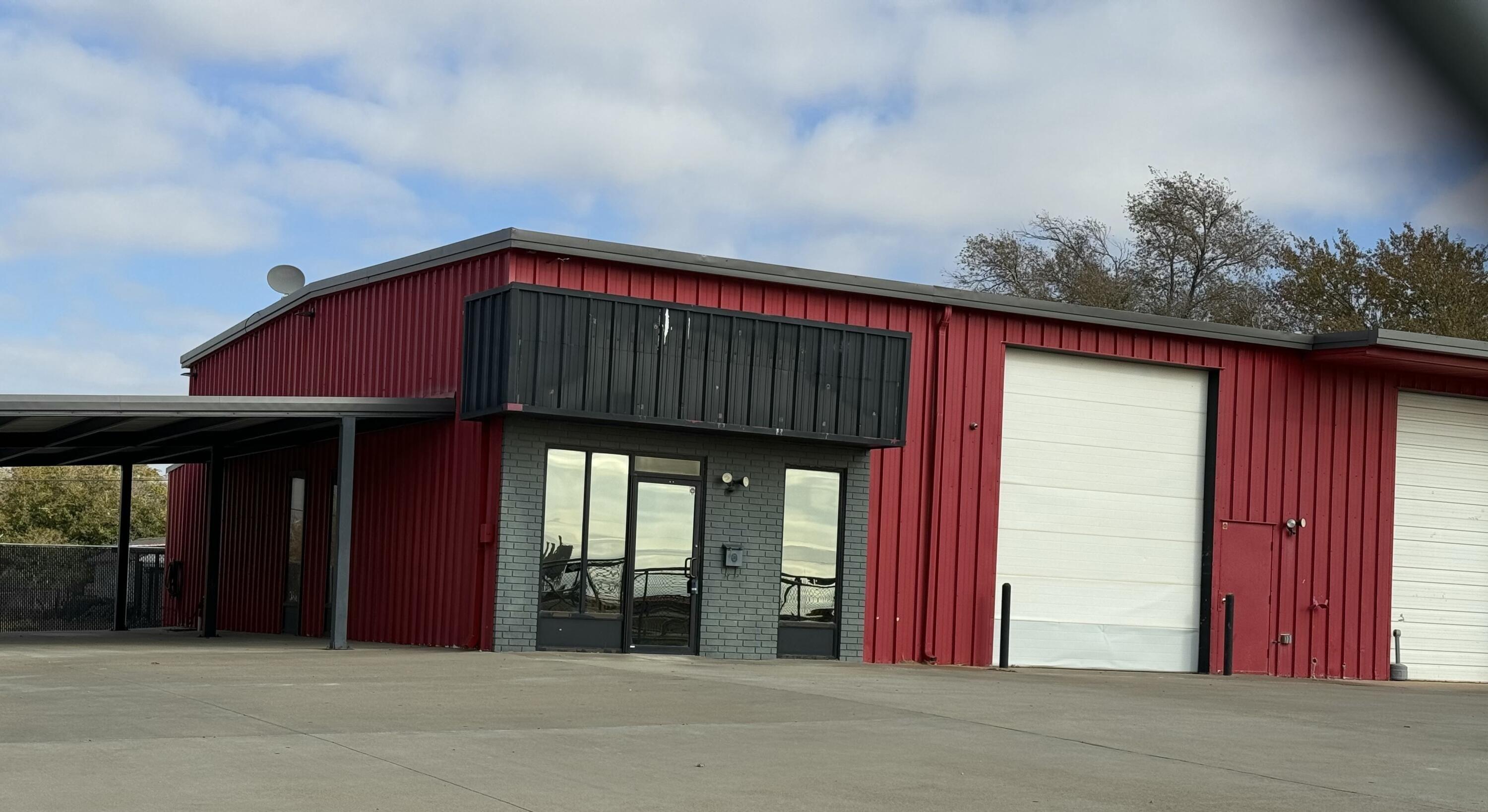 Property Image for 201 NE Loop 289