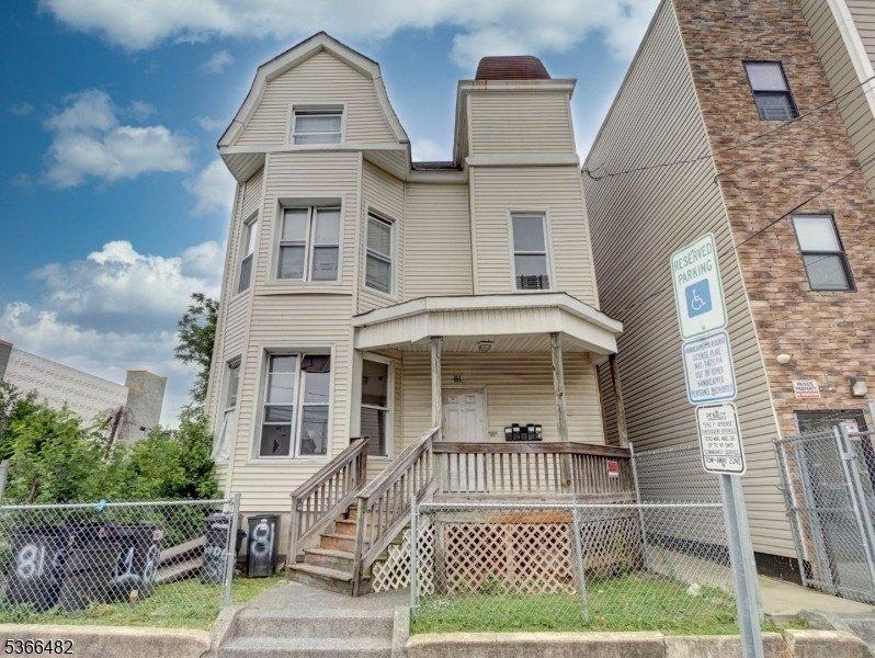 Property Image for 81 Auburn St