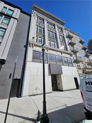 Property Image for 943 West Hamilton Street