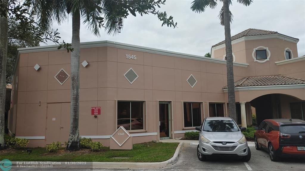 Property Image for 1545 N Park Dr