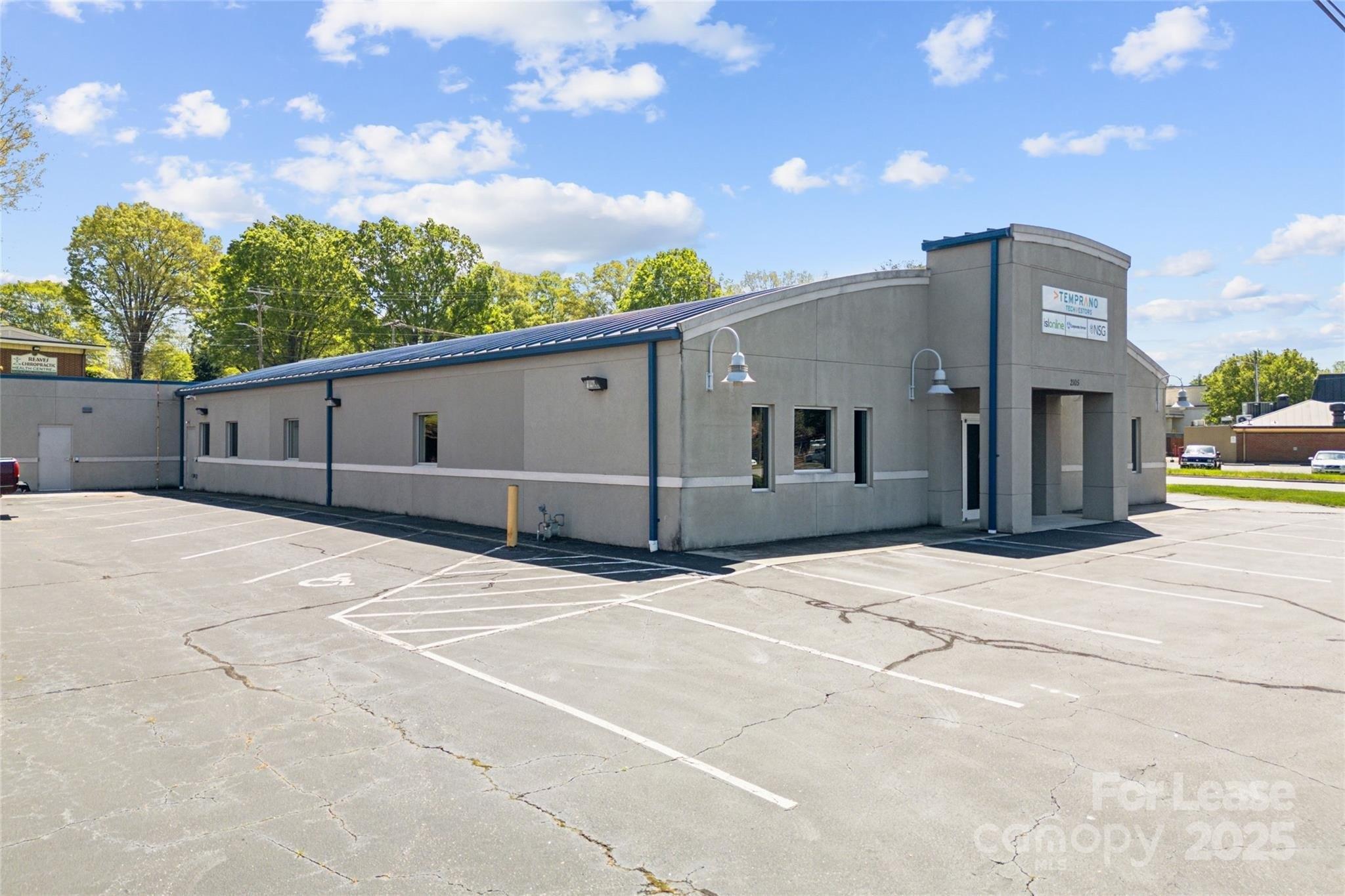 Property Image for 2105 Northwest Boulevard