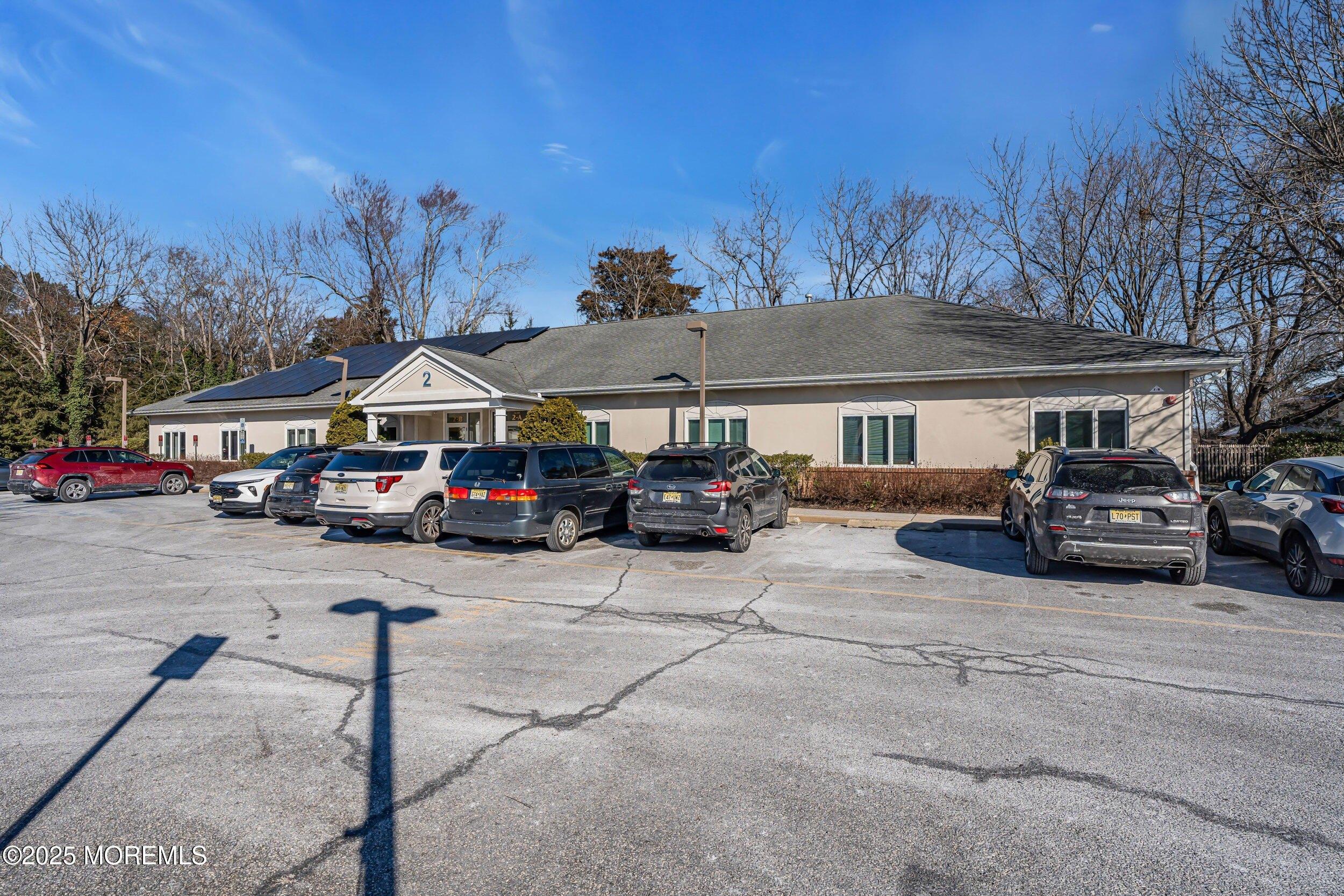 Property Image for 508 Lakehurst Road 201
