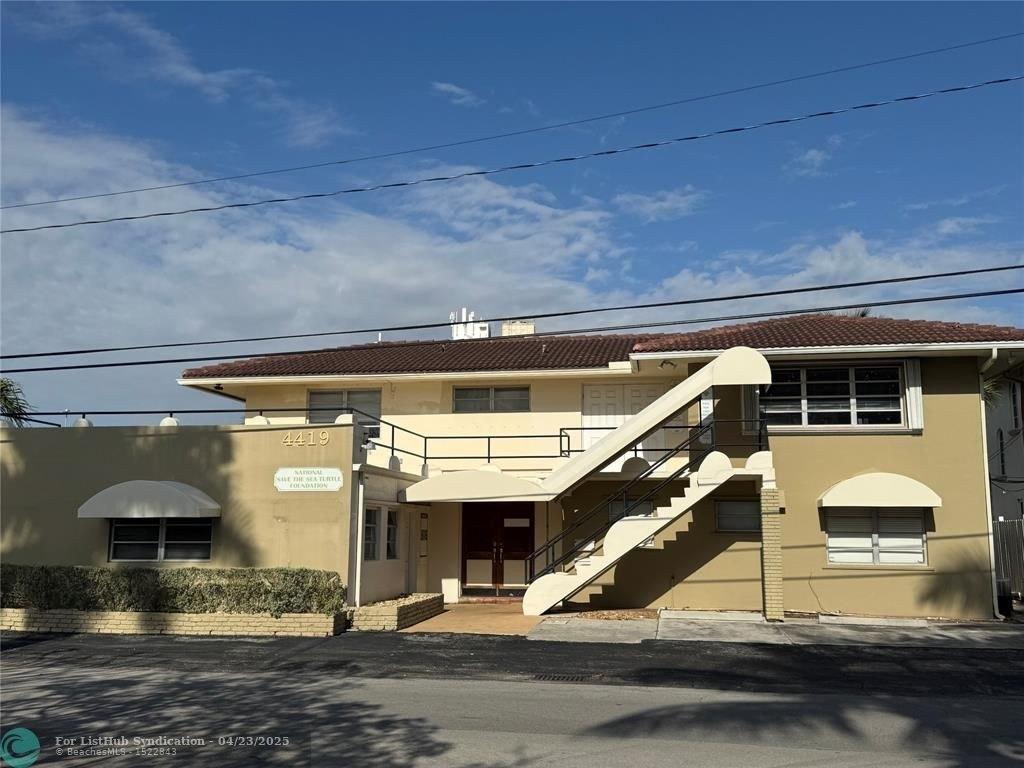 Property Image for 4419 W Tradewinds Ave