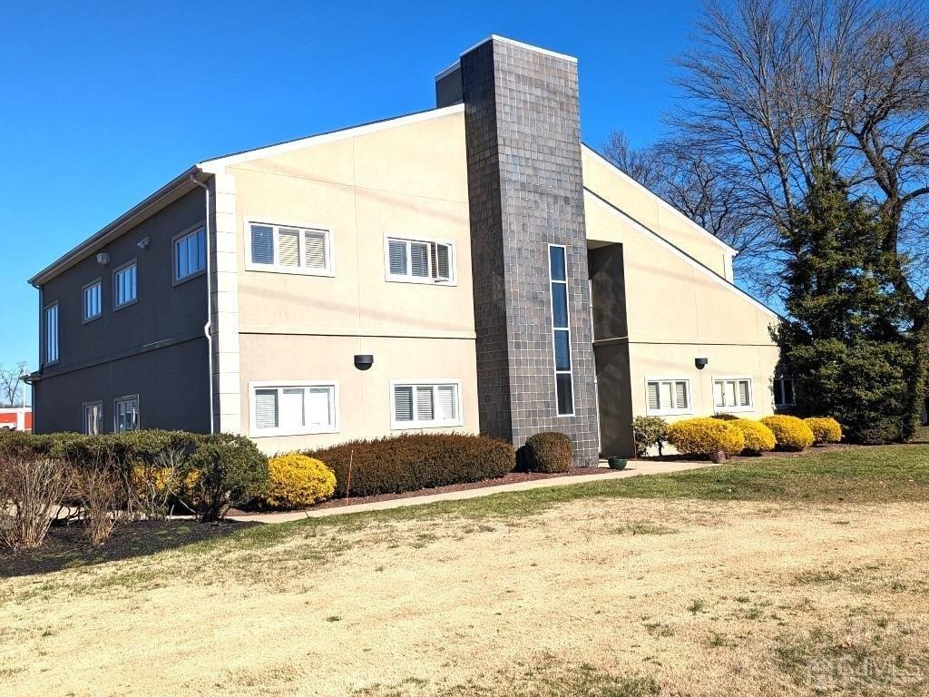 Property Image for 977 W State Route 33 W