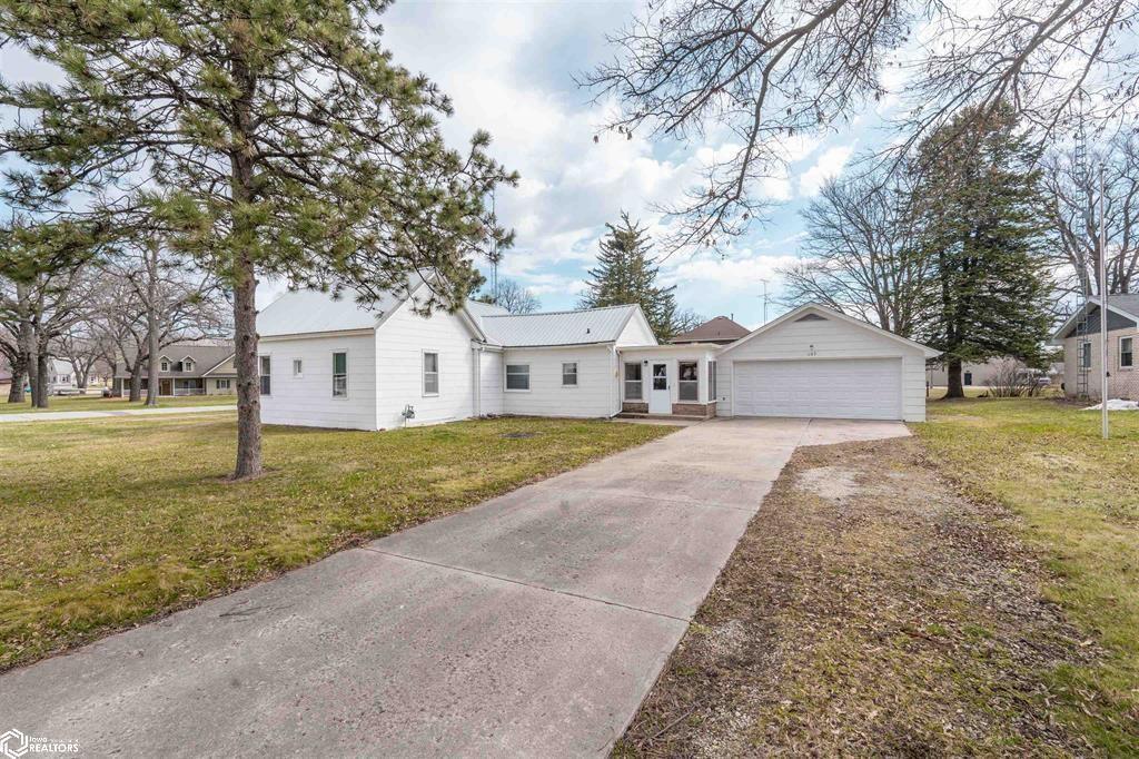 Property Image for 107 3rd Street
