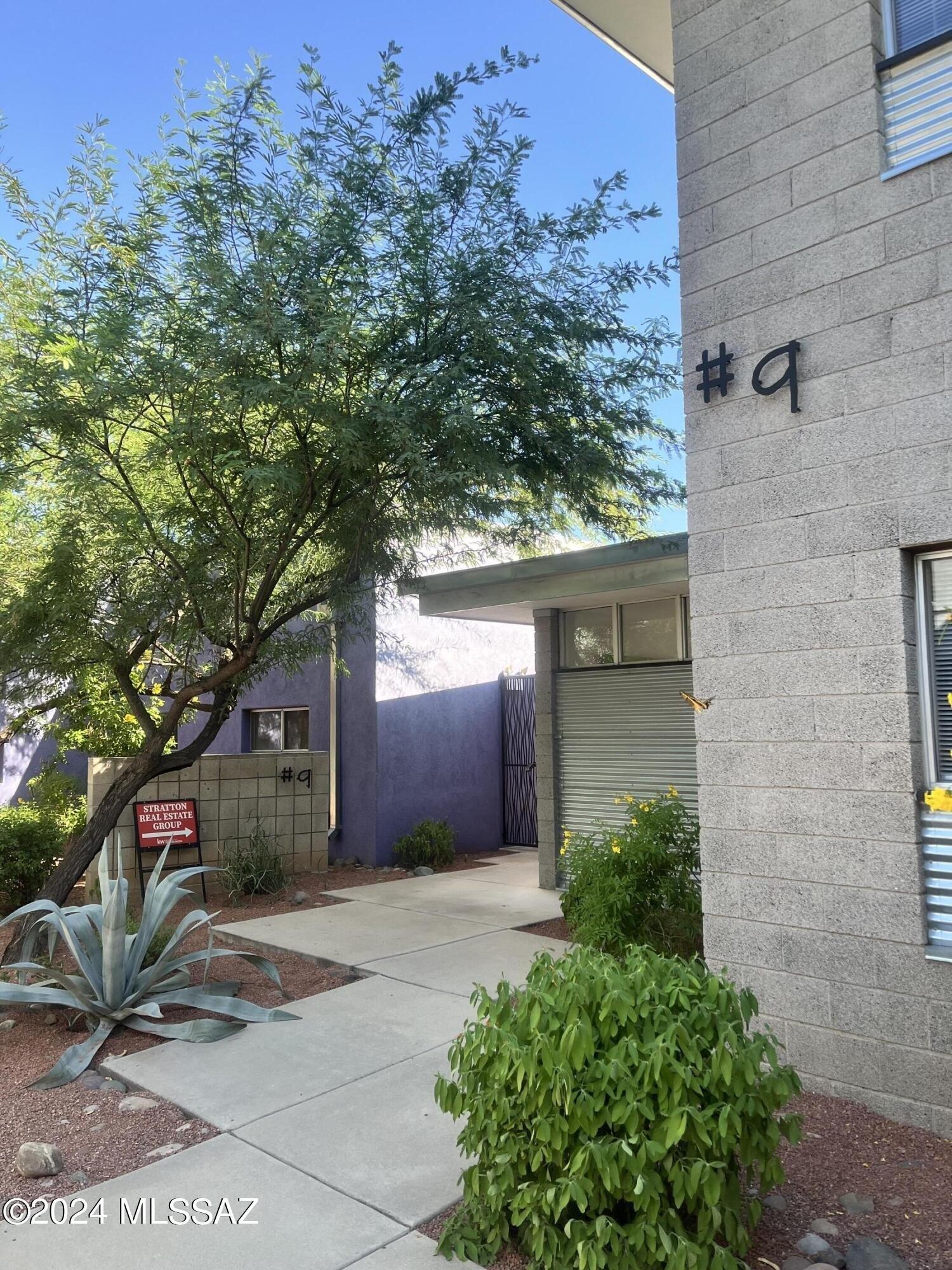 Property Image for 2102 N Country Club Road 9