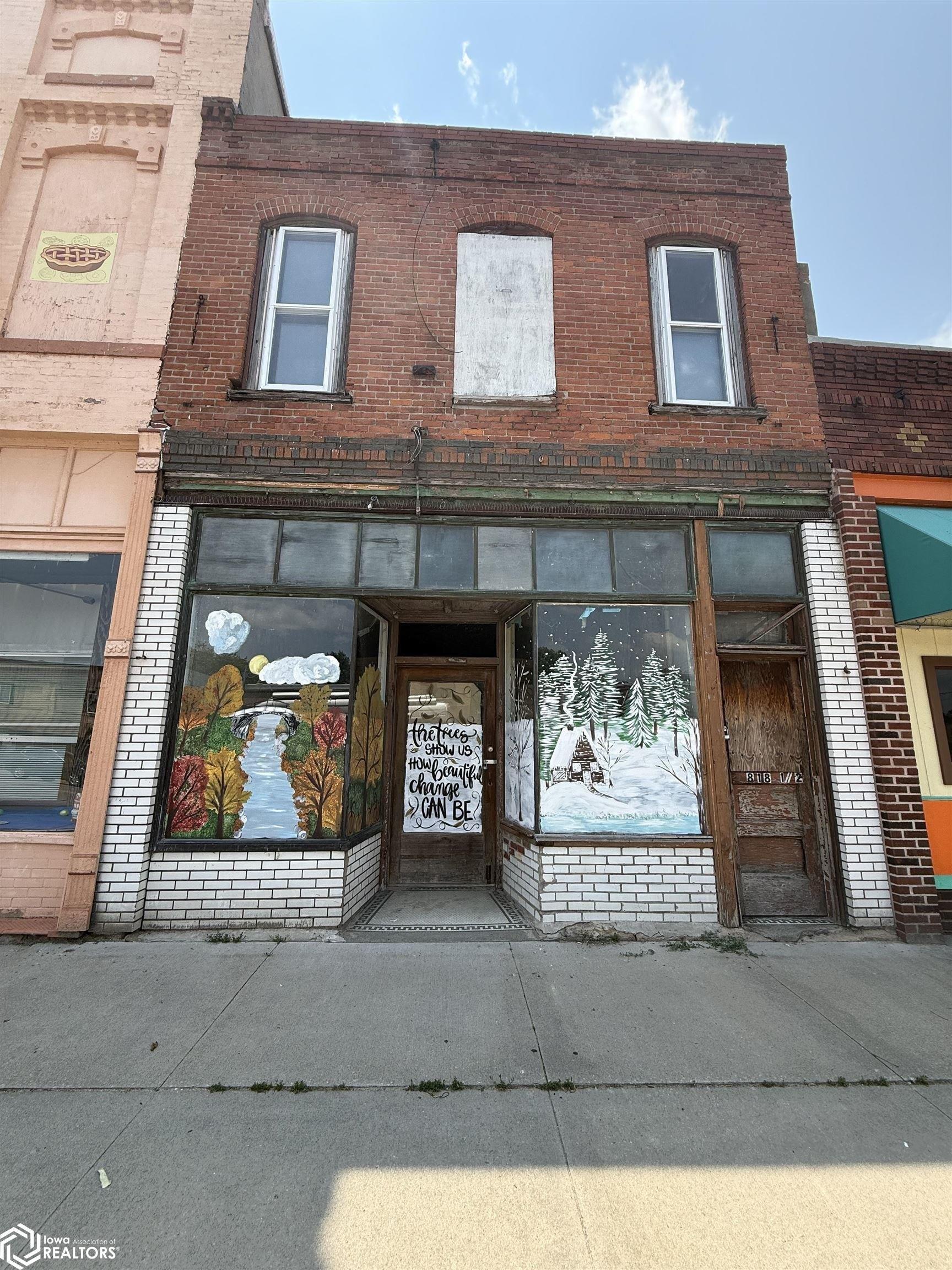 Property Image for 818 Main Street