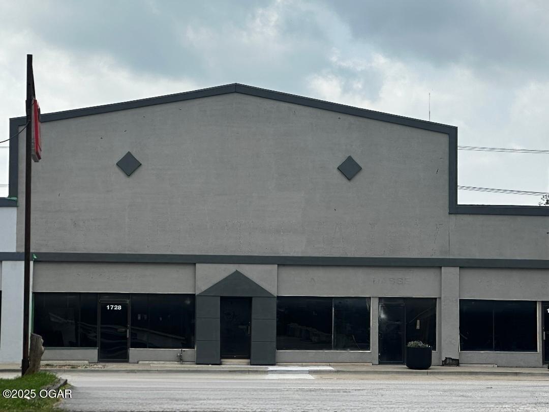 Property Image for 1726 S Main Street
