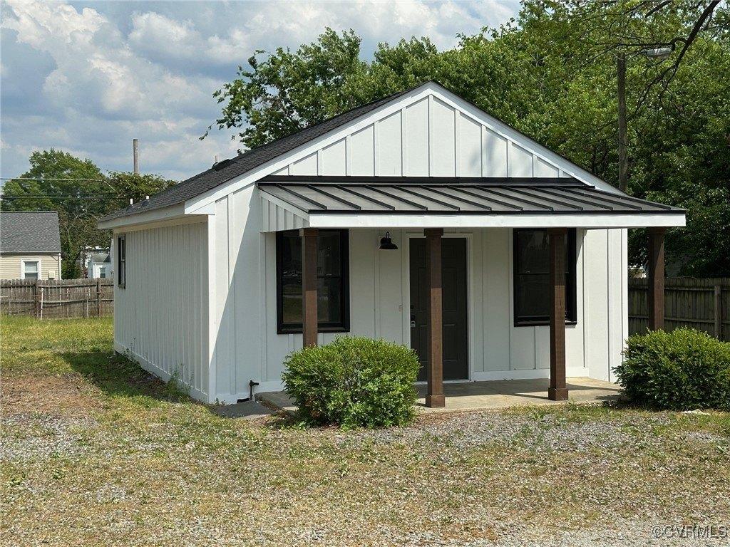 Property Image for 6205 Lakeside Avenue