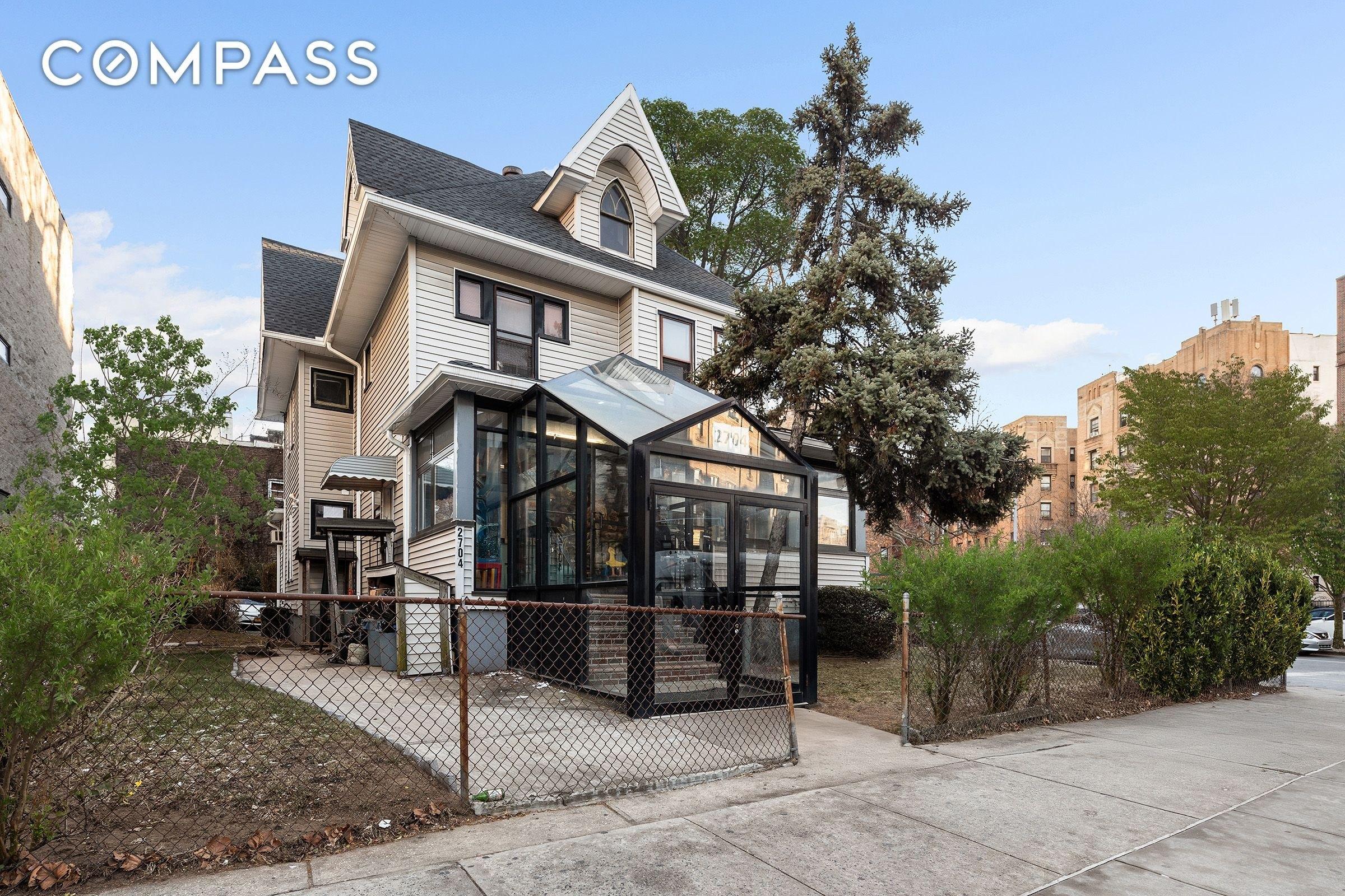 Property Image for 2704 Glenwood Road