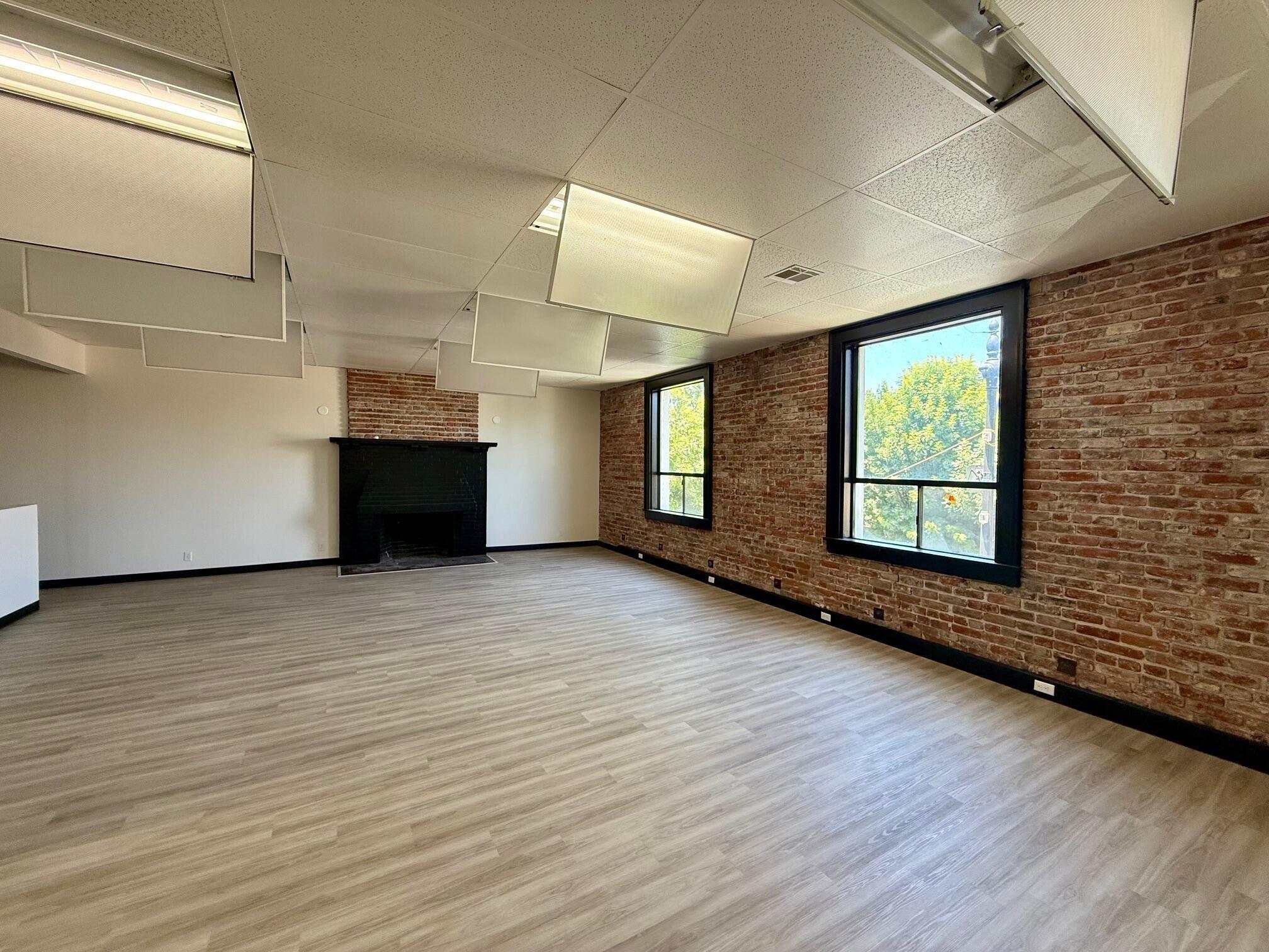 Property Image for 115 W Main St. Street A